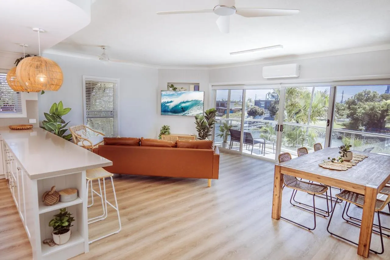Luxury Canal Paradise, 3 Bed Apartment In Broadbeach Waters Gold Coast Ferienhaus