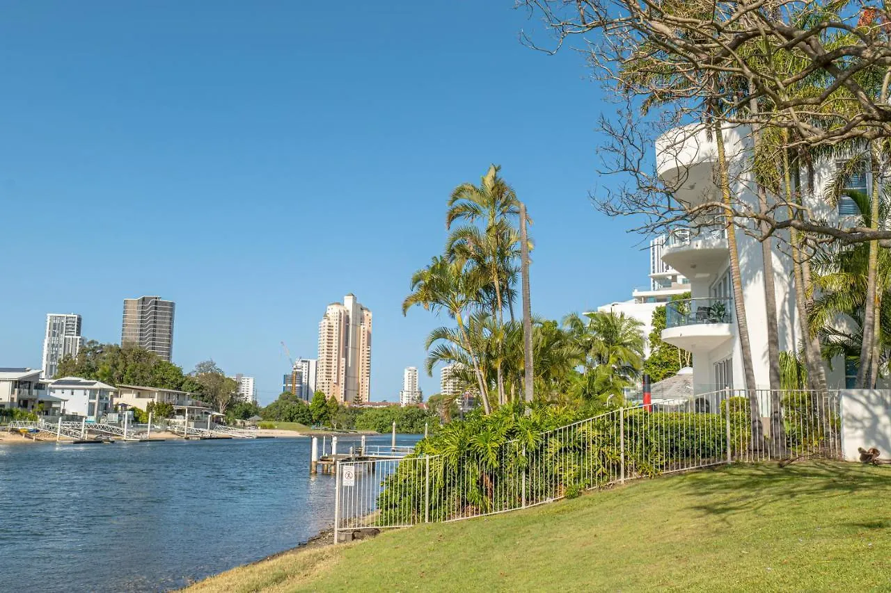 Luxury Canal Paradise, 3 Bed Apartment In Broadbeach Waters Gold Coast
