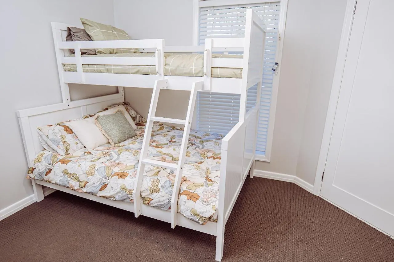 Luxury Canal Paradise, 3 Bed Apartment In Broadbeach Waters Gold Coast